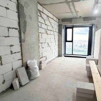 Продается 1-комнатная квартира, 98 м²