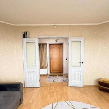 Продается 2-х комнатная квартира, 60 м²