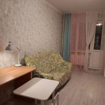 Продается Многокомнатная квартира, 90,9 м²