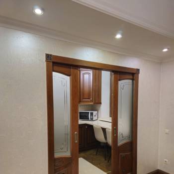 Продается Многокомнатная квартира, 100 м²