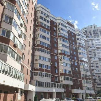 Сдается Многокомнатная квартира, 75 м²