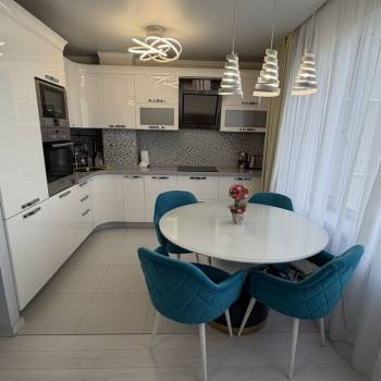 Продается 3-х комнатная квартира, 64,3 м²