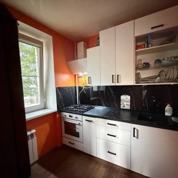 Продается 1-комнатная квартира, 30 м²