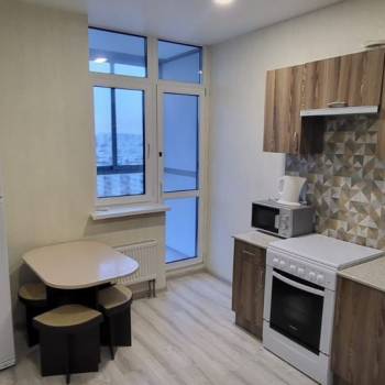 Сдается 1-комнатная квартира, 43 м²