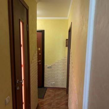 Продается 1-комнатная квартира, 33 м²