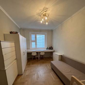 Сдается Комната, 80 м²