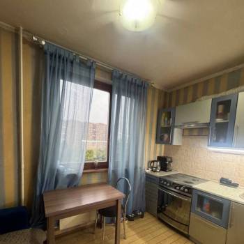 Сдается 1-комнатная квартира, 38 м²