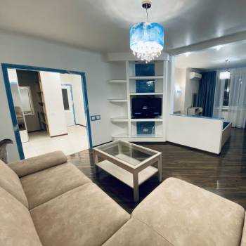 Продается 1-комнатная квартира, 58,2 м²