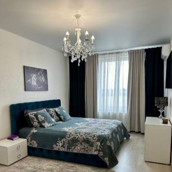 Продается 1-комнатная квартира, 41 м²