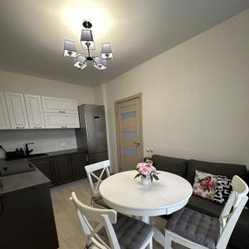 Продается 1-комнатная квартира, 41 м²