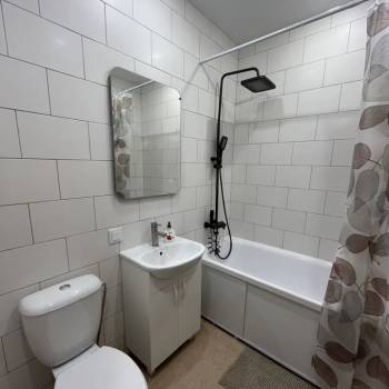 Продается 1-комнатная квартира, 33 м²