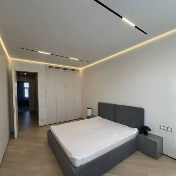 Сдается 2-х комнатная квартира, 75 м²