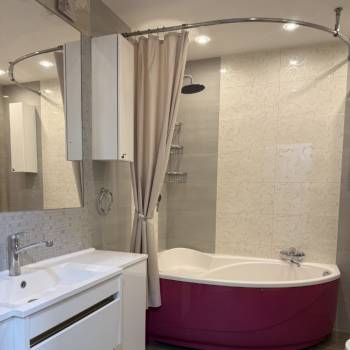 Сдается Многокомнатная квартира, 90 м²