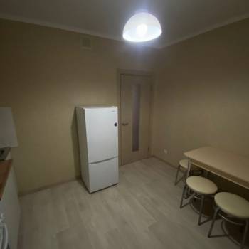 Сдается 1-комнатная квартира, 37,3 м²