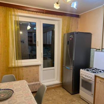 Сдается 1-комнатная квартира, 39 м²