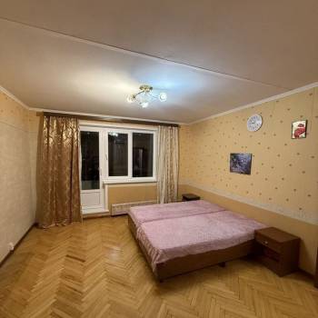 Сдается 1-комнатная квартира, 39 м²