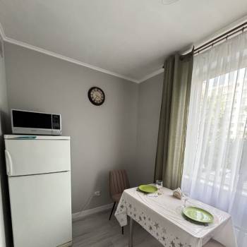 Продается 1-комнатная квартира, 38 м²