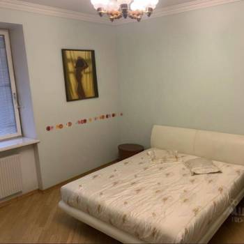 Продается Многокомнатная квартира, 130,01 м²