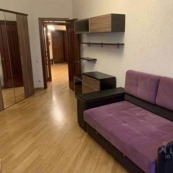 Продается Многокомнатная квартира, 130,01 м²