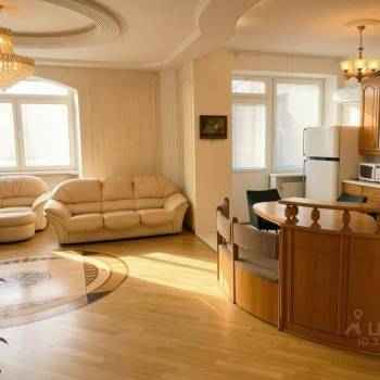 Продается Многокомнатная квартира, 130,01 м²