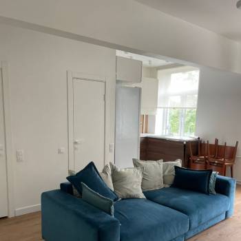 Продается Многокомнатная квартира, 67 м²