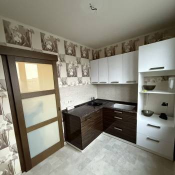 Продается 3-х комнатная квартира, 63 м²