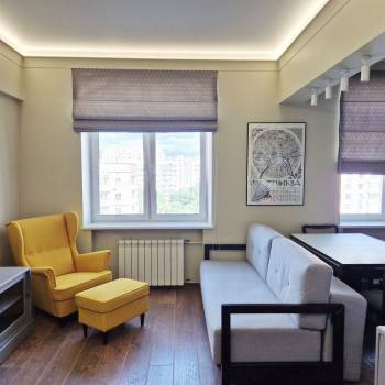 Сдается 1-комнатная квартира, 54 м²