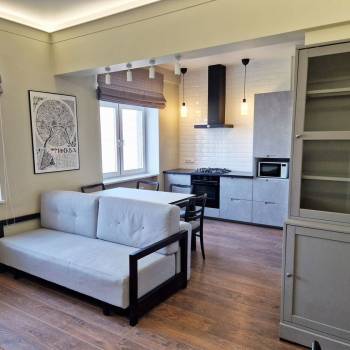 Сдается 1-комнатная квартира, 54 м²