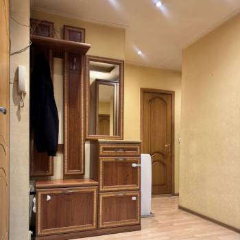 Сдается Многокомнатная квартира, 57 м²