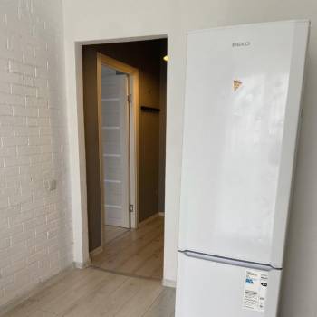 Продается 1-комнатная квартира, 35 м²