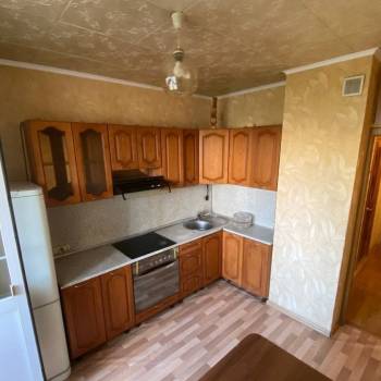 Продается 1-комнатная квартира, 42 м²
