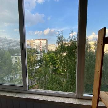 Продается 1-комнатная квартира, 42 м²