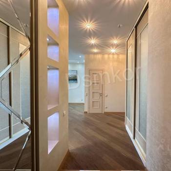 Продается 3-х комнатная квартира, 124,74 м²