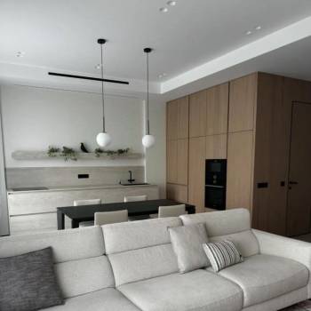 Продается Многокомнатная квартира, 91,7 м²