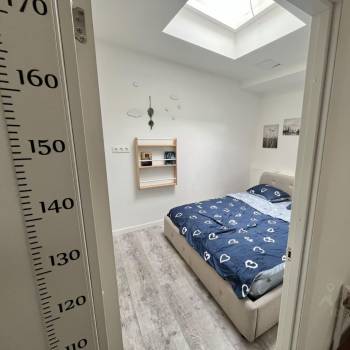Продается 3-х комнатная квартира, 54 м²