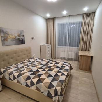 Сдается 1-комнатная квартира, 42 м²