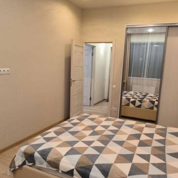 Сдается 1-комнатная квартира, 42 м²