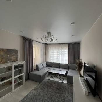 Продается 2-х комнатная квартира, 55 м²