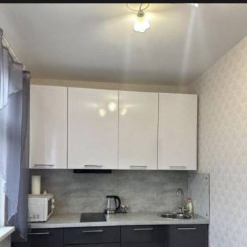 Сдается 1-комнатная квартира, 39 м²
