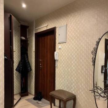 Сдается 1-комнатная квартира, 39 м²