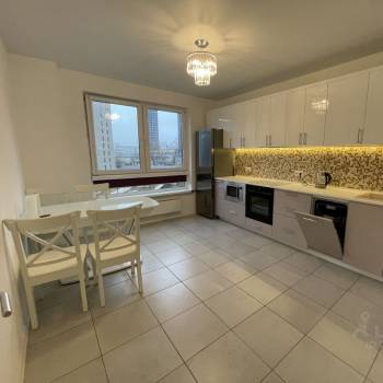 Сдается 2-х комнатная квартира, 60 м²