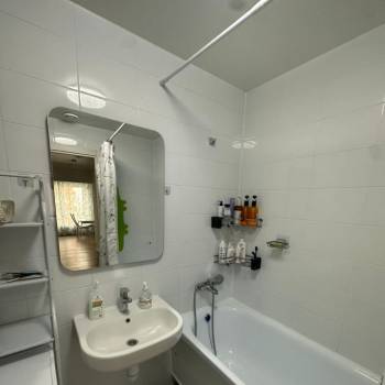 Сдается 2-х комнатная квартира, 56 м²
