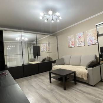 Продается 1-комнатная квартира, 37,7 м²