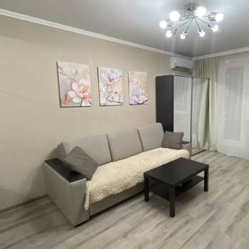 Продается 1-комнатная квартира, 37,7 м²