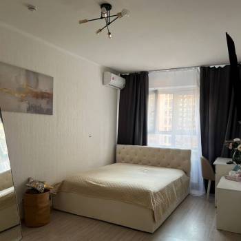 Сдается 1-комнатная квартира, 40 м²