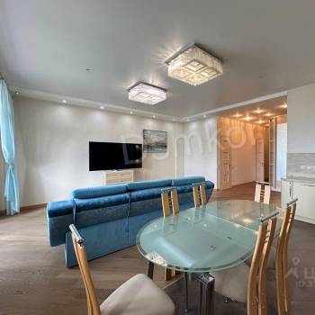 Сдается Многокомнатная квартира, 131 м²