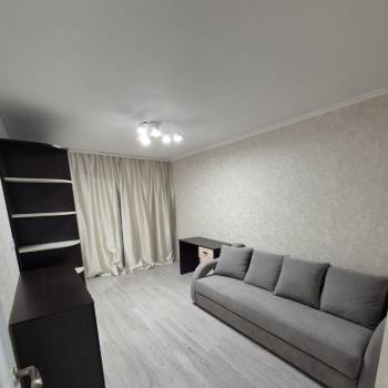 Сдается Многокомнатная квартира, 64 м²