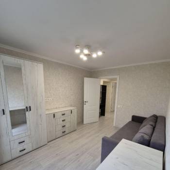 Сдается Многокомнатная квартира, 64 м²