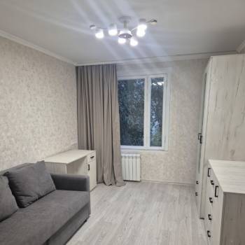 Сдается Многокомнатная квартира, 64 м²
