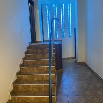 Сдается Нежилое помещение, 220 м²